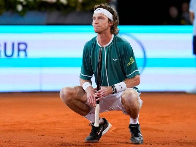 是伊朗黄金 是伊朗黄金